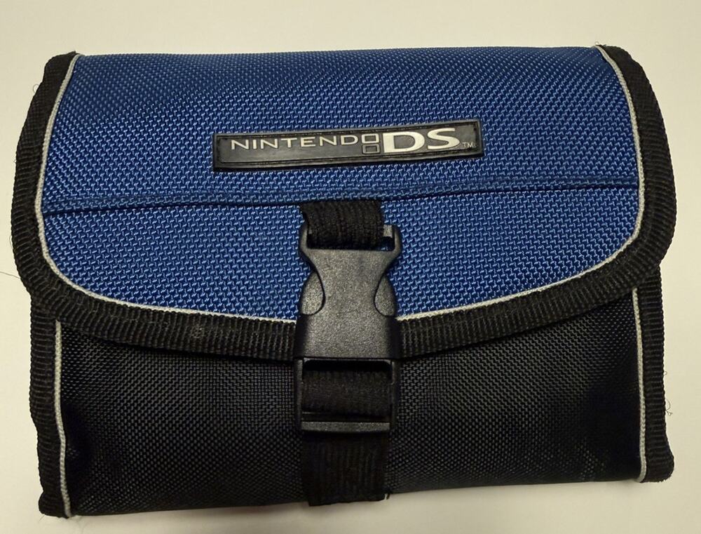 NINTENDO New DS Lite Case Travel Bag - Switch N Carry - 6" x 4.5"